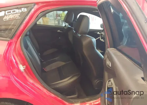 2015 Ford Focus St z USA, uszkodzony, nr VIN 1FADP3L90FL240820